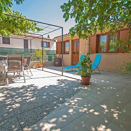 Apartman Kirac Pomer Exterior foto